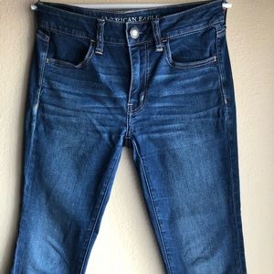 American Eagle Outfitters Jegging Jean; Size 6; Super stretch (Regular).